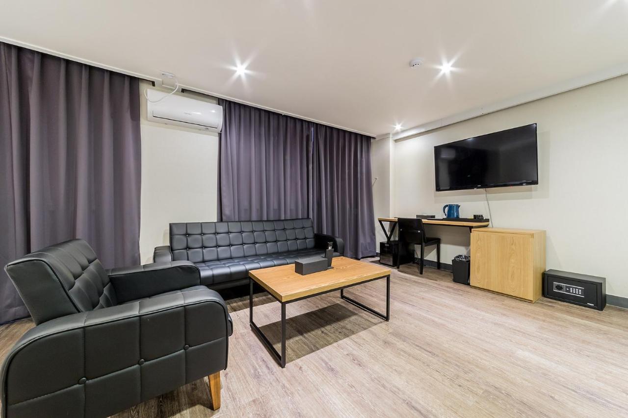 Pyeongtaek Stay Tourist Hotel Zewnętrze zdjęcie